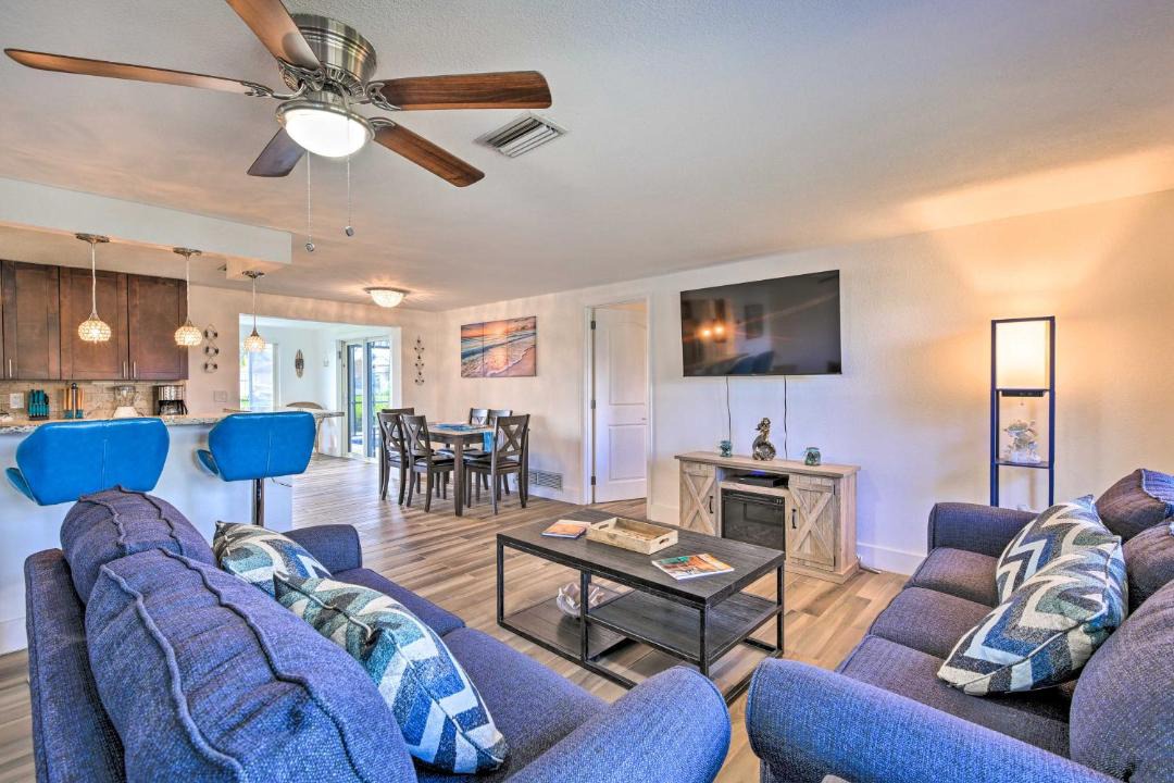 Photo of Livingroom in Englewood South