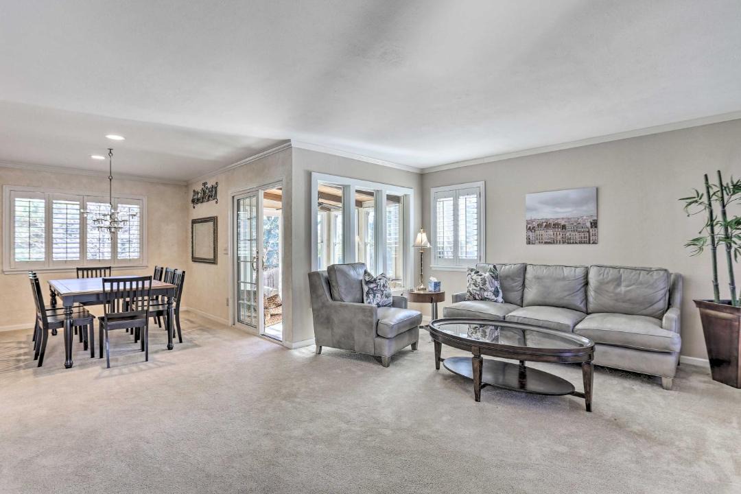 Photo of Livingroom in Englewood