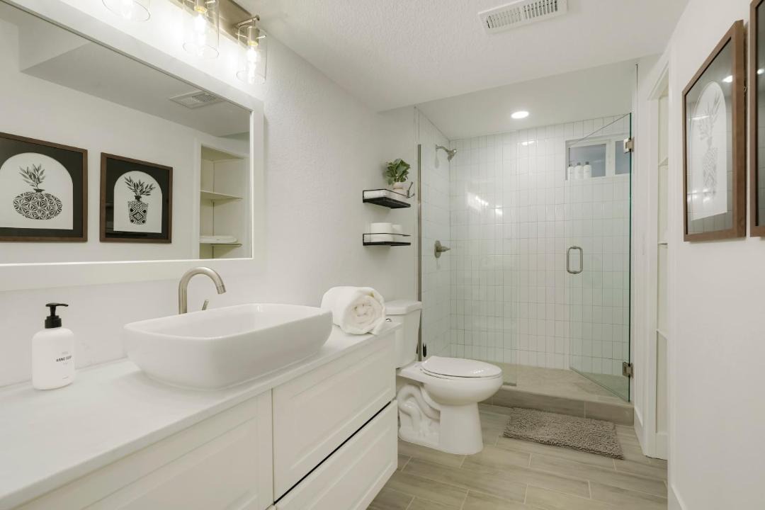 Photo of Bathroom in Allendale Area
