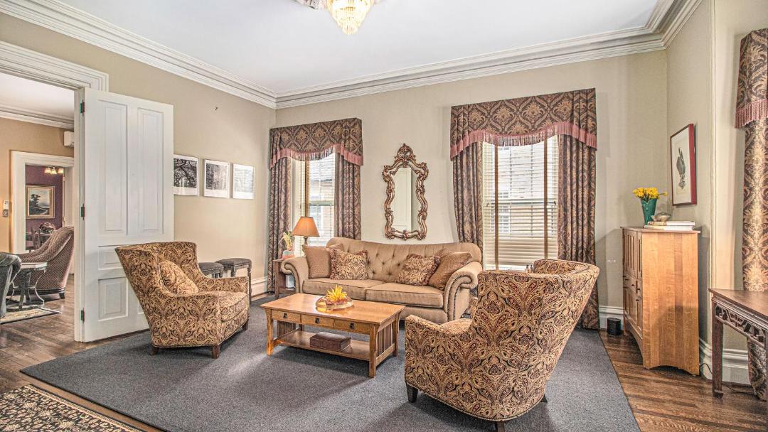 Photo of Livingroom in Ypsilanti