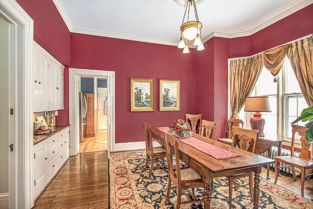 Photo of Livingroom in Ypsilanti