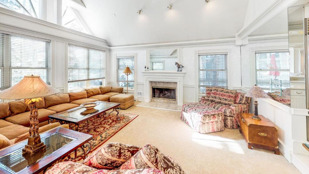 Photo of Livingroom in West End