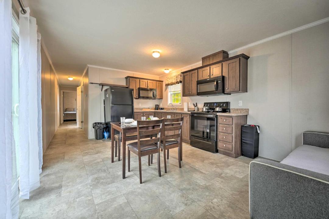 Photo of Livingroom in Cassopolis