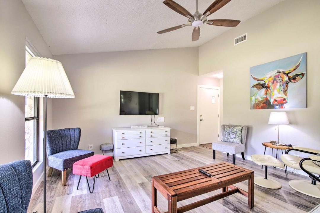 Photo of Livingroom in Jonestown