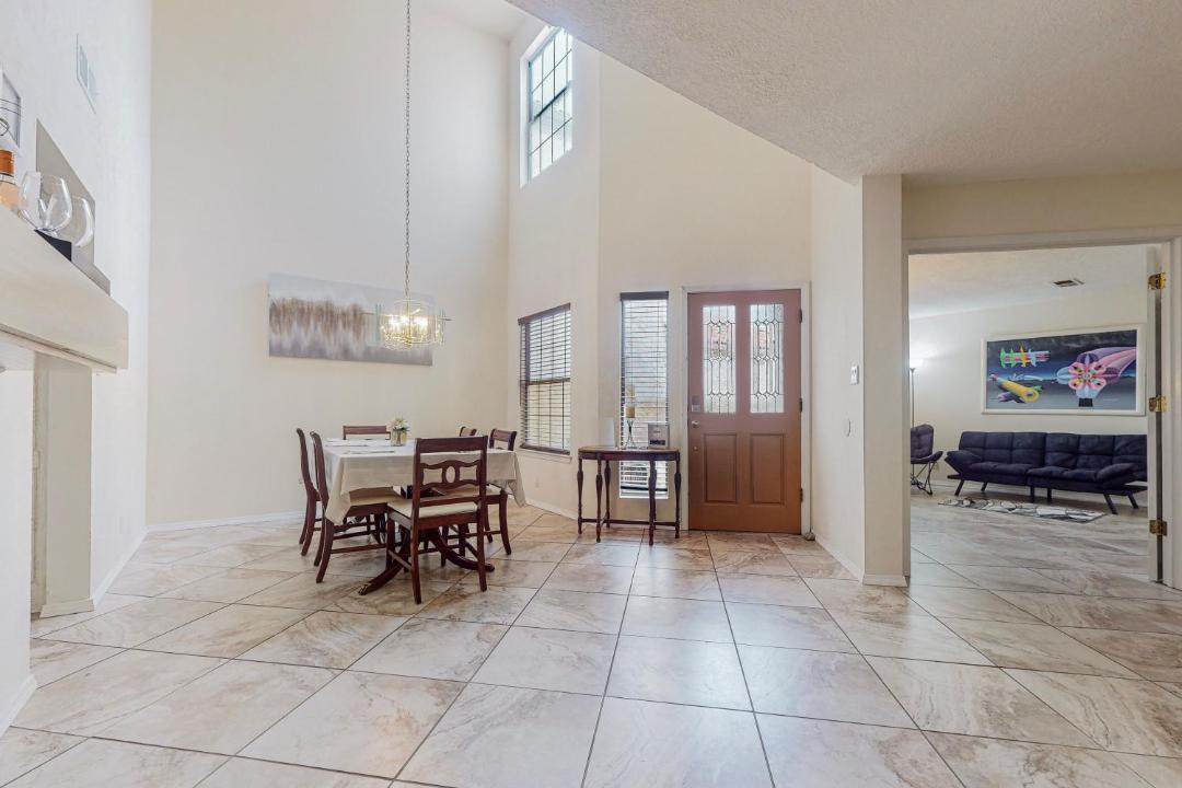 Photo of Livingroom in Northeast Heights