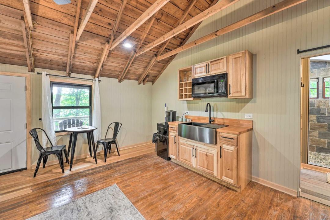 Photo of Livingroom in Cassopolis