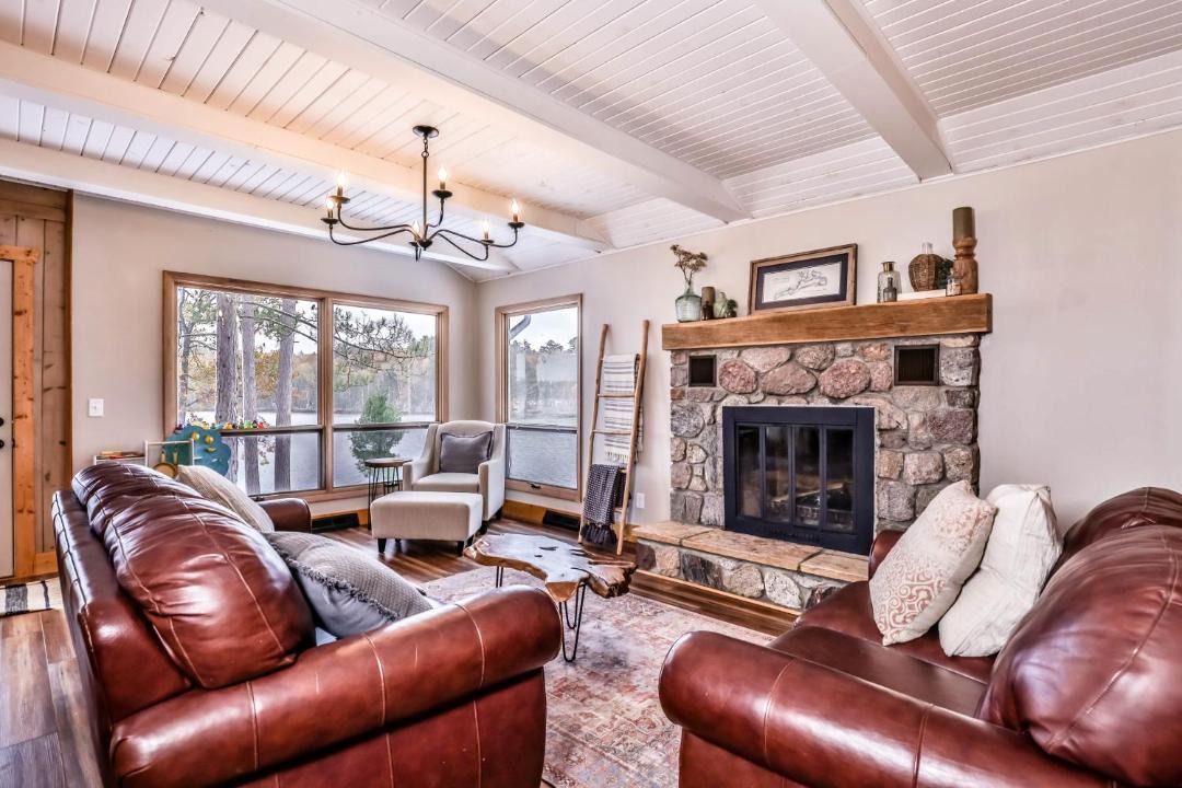 Photo of Livingroom in Sayner