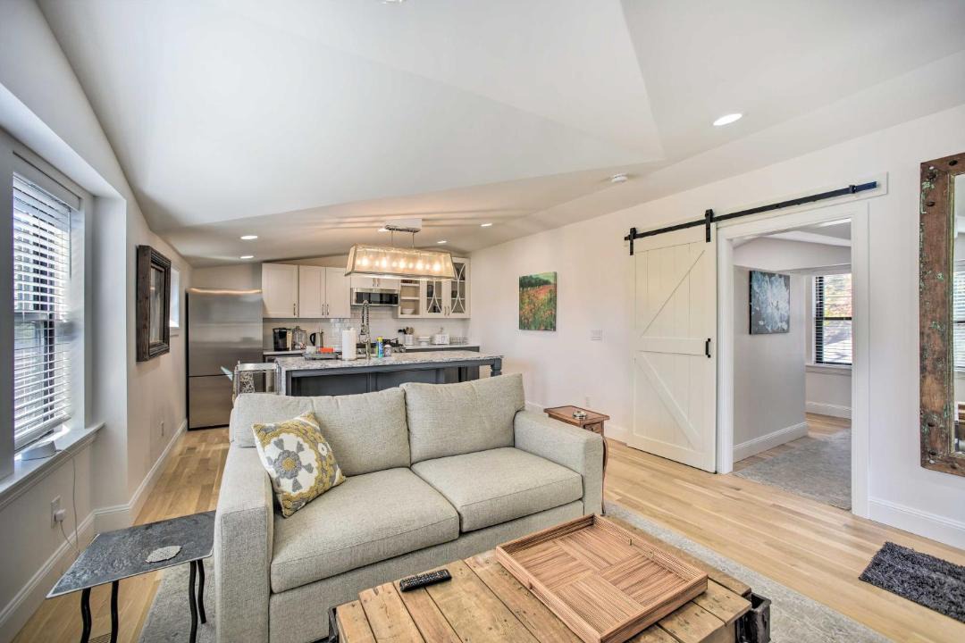 Photo of Livingroom in Castle Rock