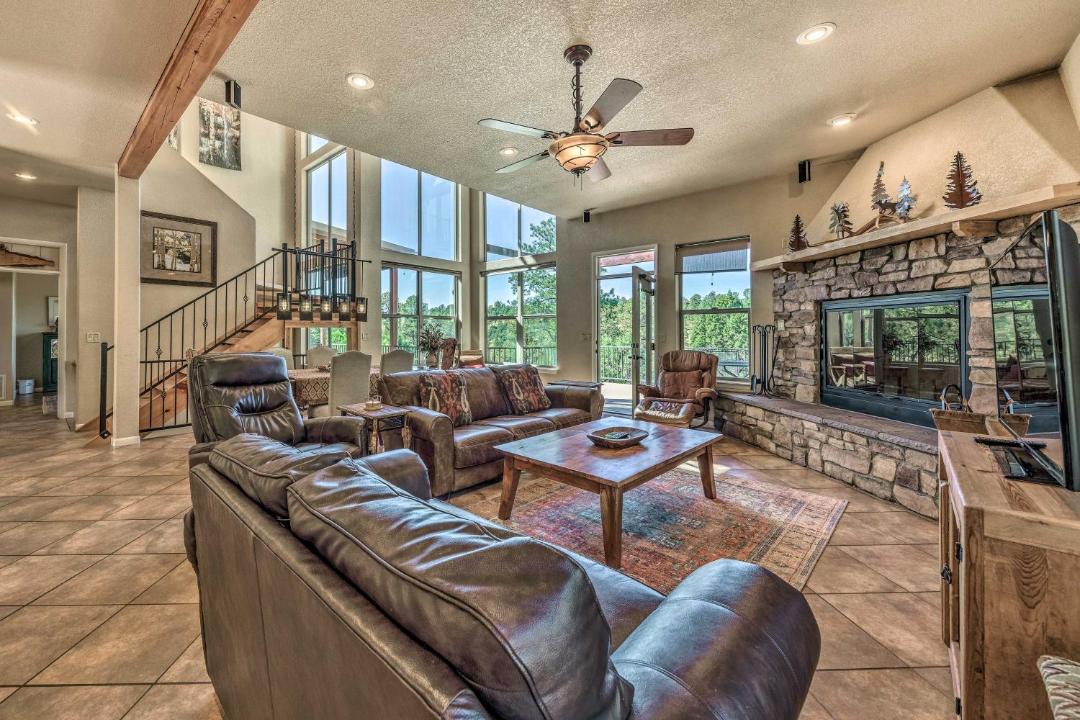 Photo of Livingroom in Ruidoso