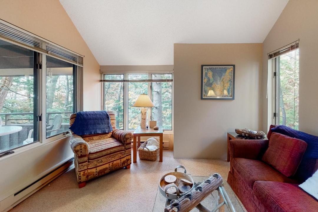 Photo of Livingroom in Maple City
