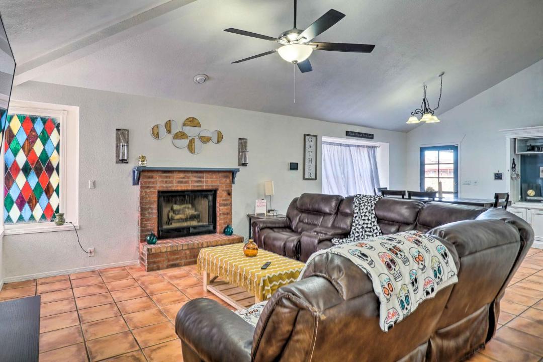 Photo of Livingroom in Biggs Field