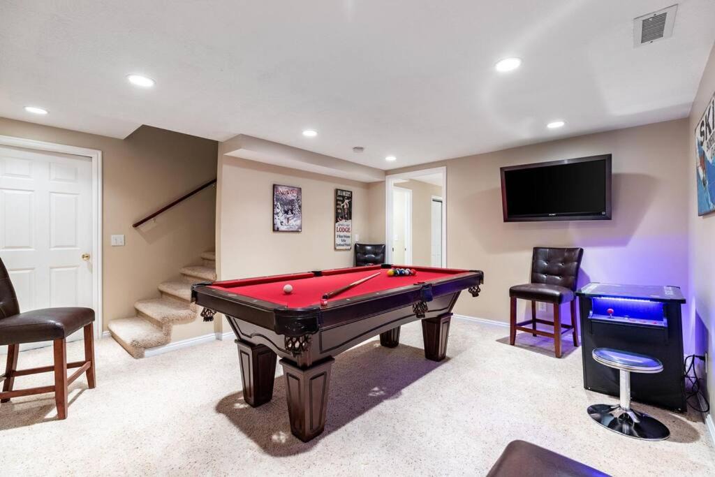 Photo of Livingroom in Cottonwood Heights