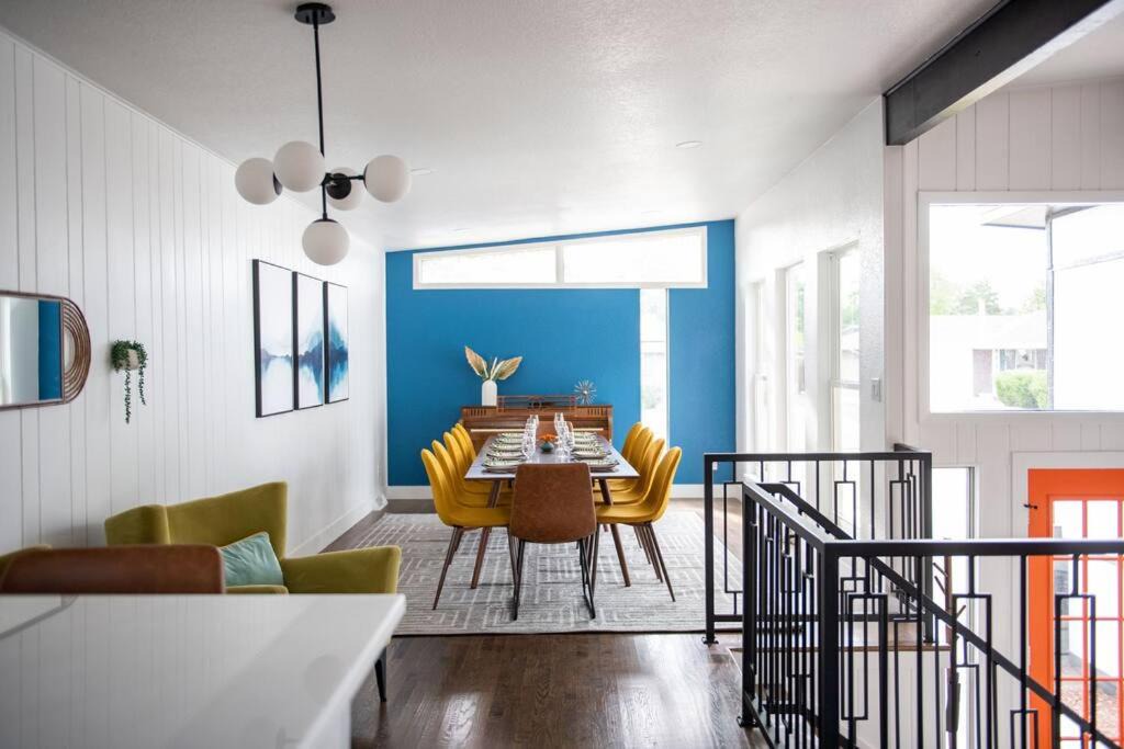 Photo of Livingroom in Lamar Heights Area
