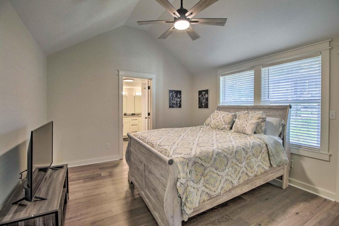 Photo of Bedroom in Leipers Fork