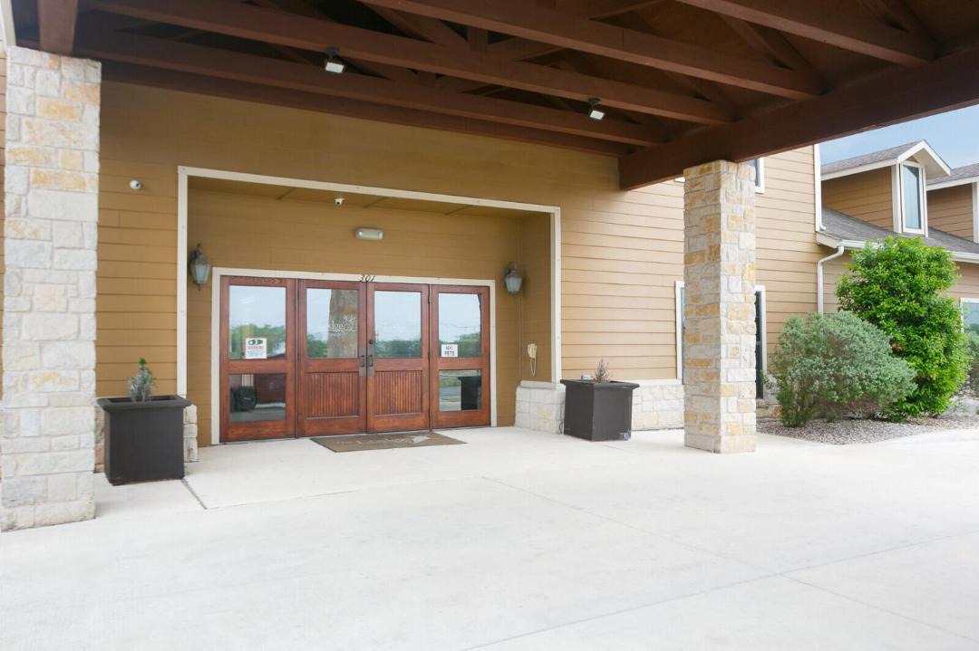 Photo of Buildings in Kenedy
