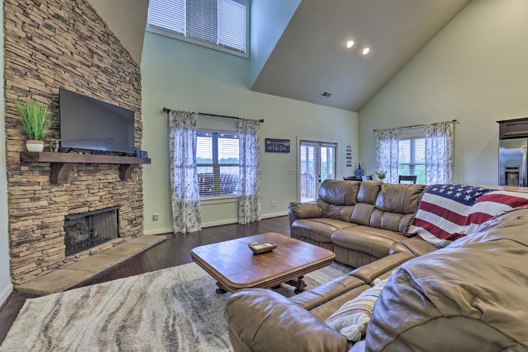 Photo of Livingroom in Clanton