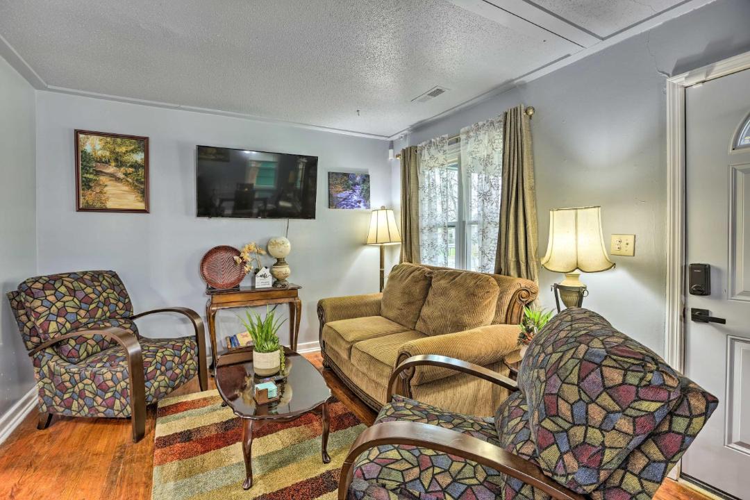 Photo of Livingroom in South Titusville