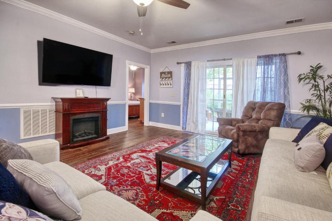 Photo of Livingroom in Central Myrtle Beach