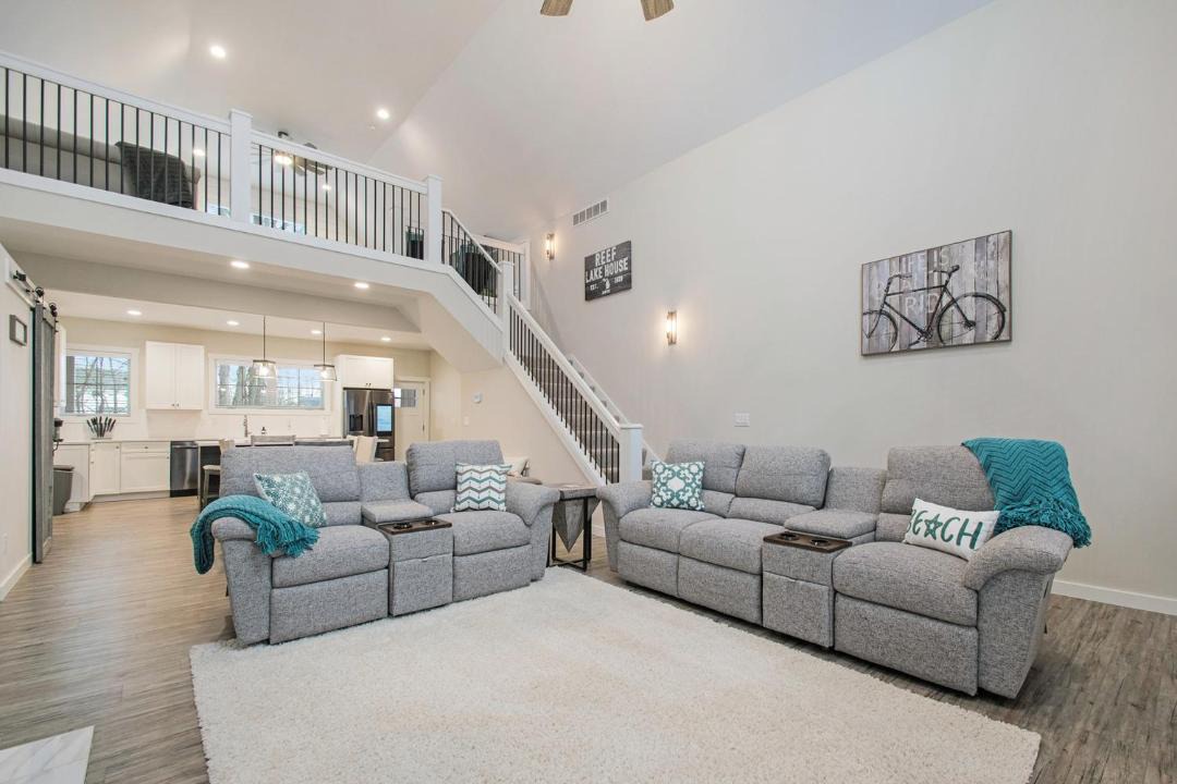 Photo of Livingroom in Sawyer