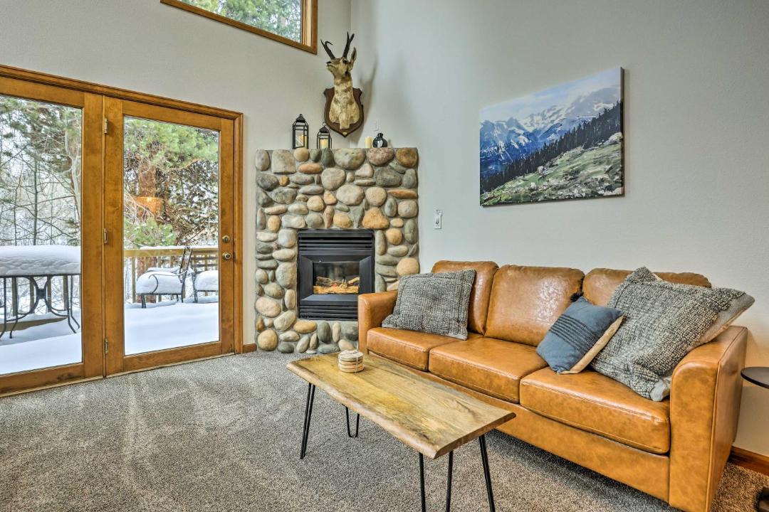 Photo of Livingroom in Grand Lake