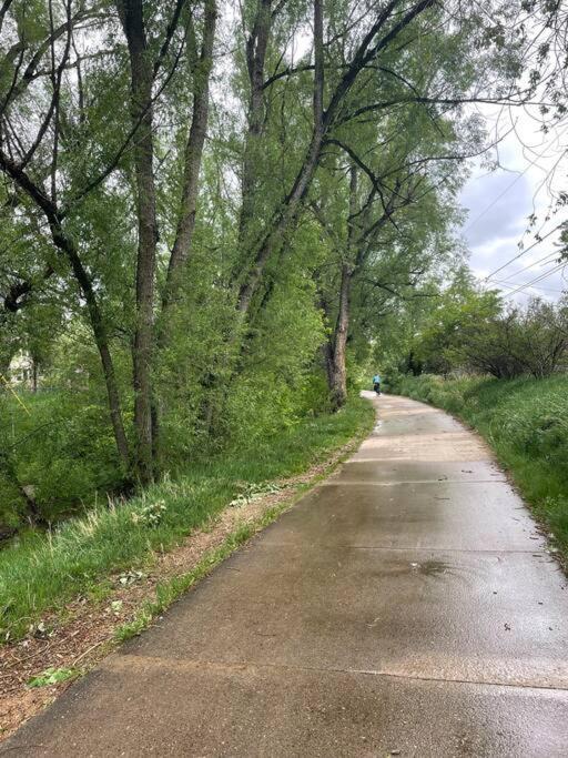 Photo of Outdoor in Park East