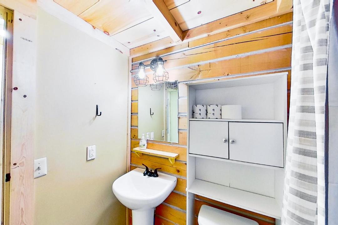Photo of Bathroom in Eldon