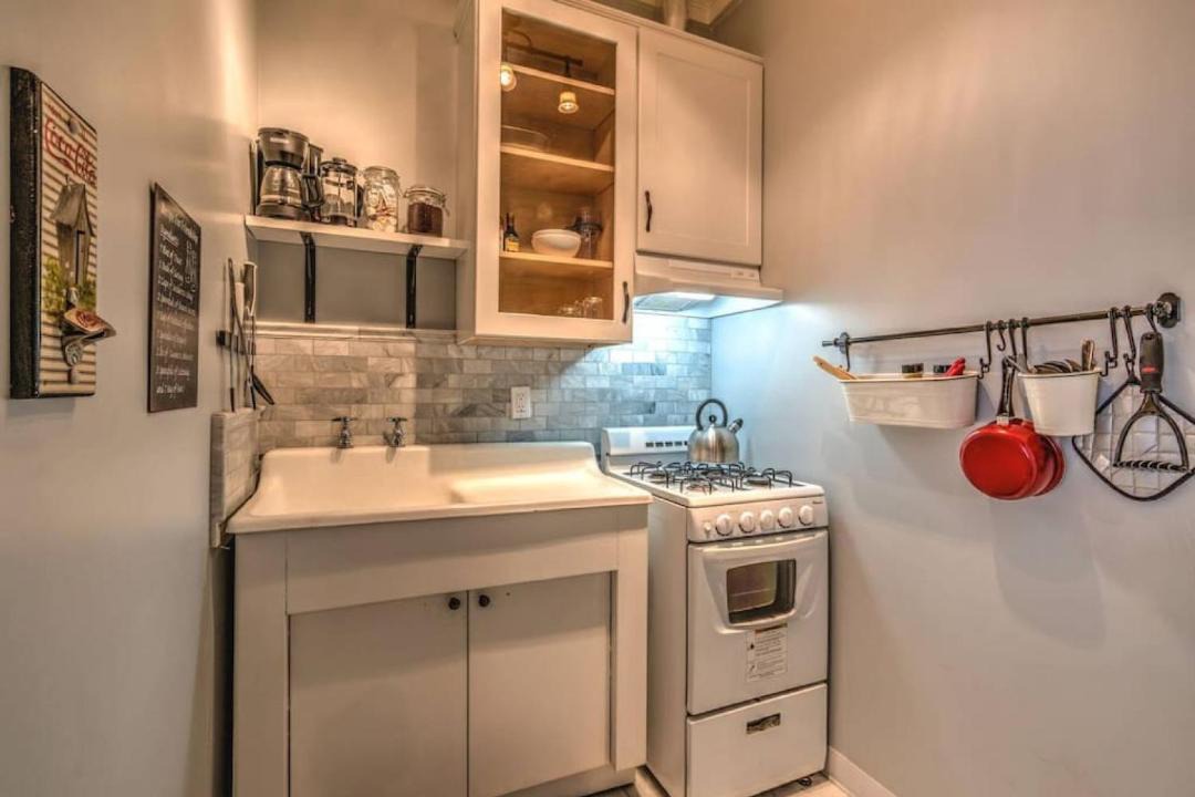 Photo of Kitchen in Central Midtown