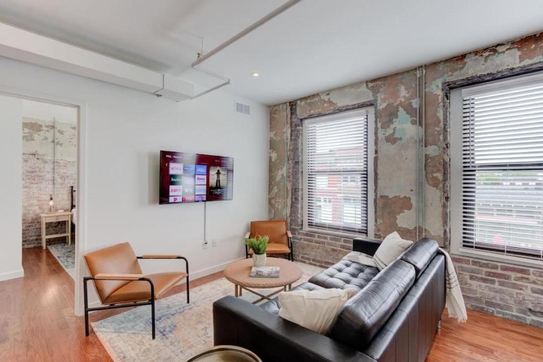 Photo of Livingroom in South Main Historic District