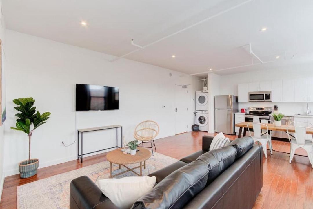 Photo of Livingroom in South Main Historic District