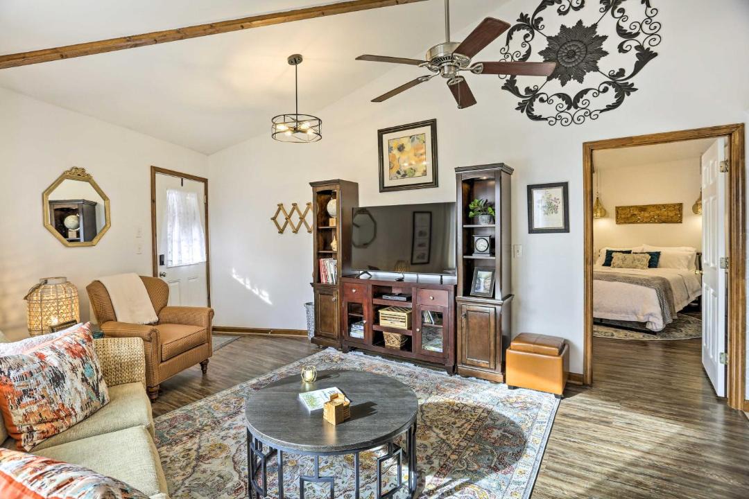 Photo of Livingroom in Trenton