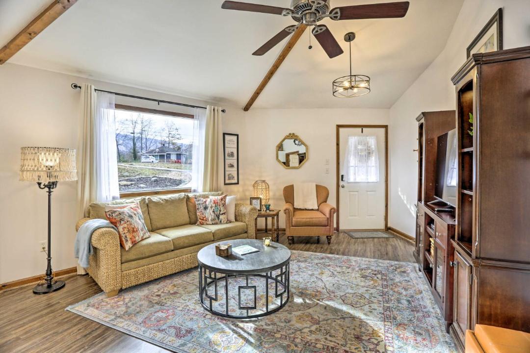 Photo of Livingroom in Trenton