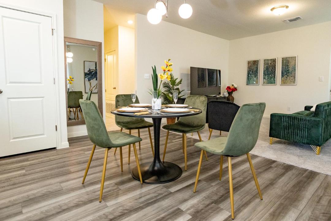 Photo of Livingroom in Hutto