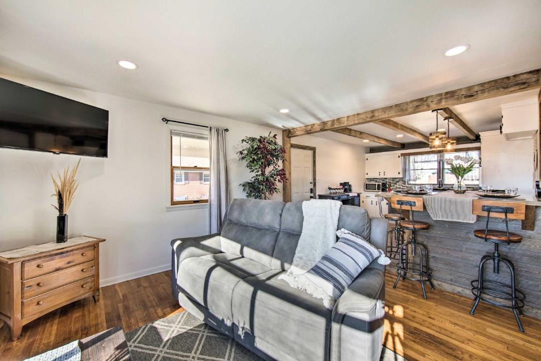 Photo of Livingroom in Maytown