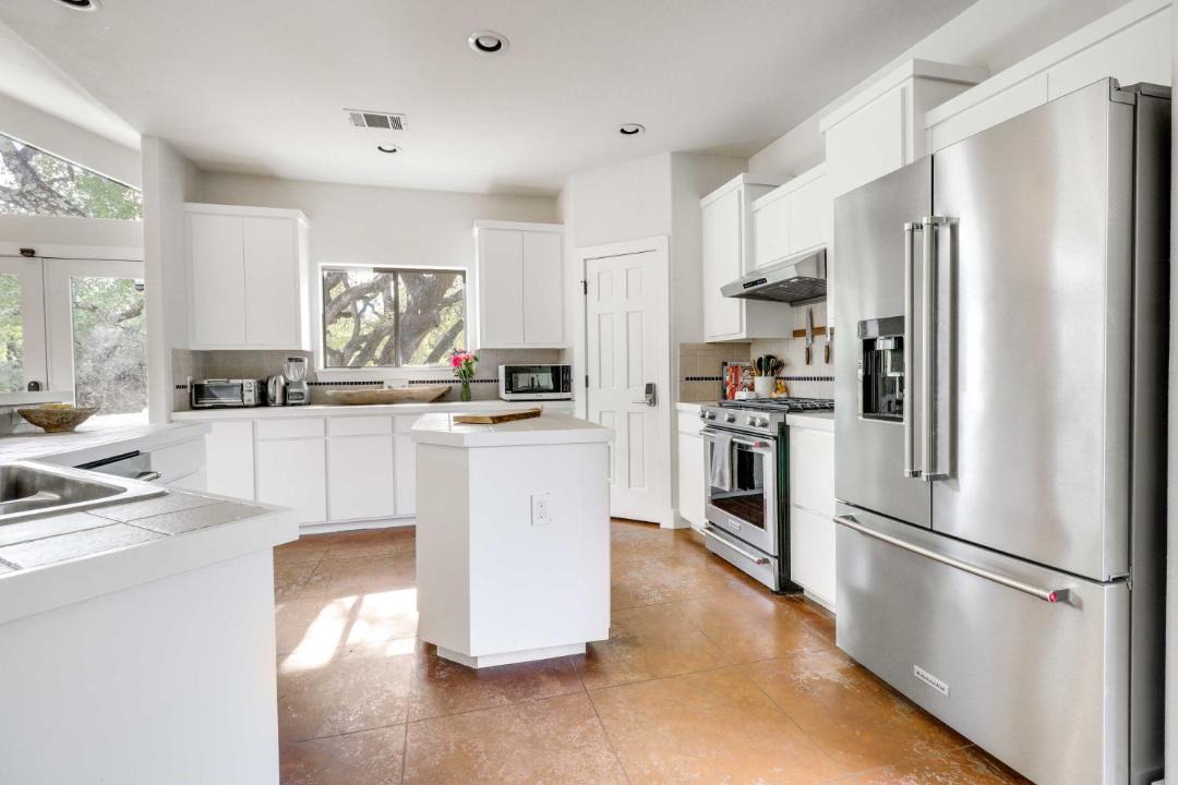 Photo of Kitchen in Apache Shores