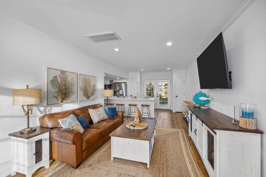 Photo of Livingroom in El Lago