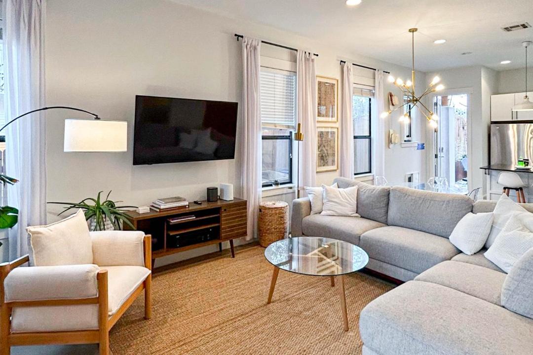 Photo of Livingroom in Chestnut