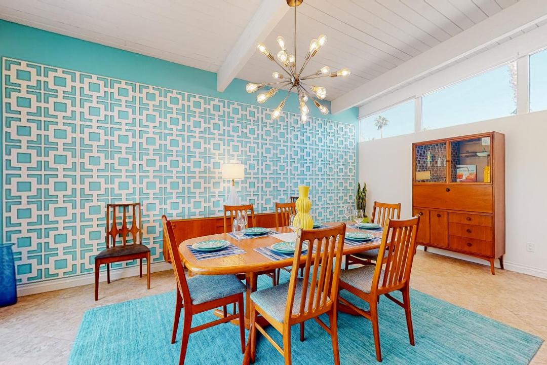 Photo of Livingroom in Racquet Club Estates