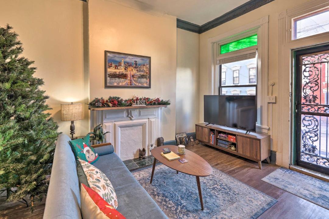 Photo of Livingroom in Cincinnati