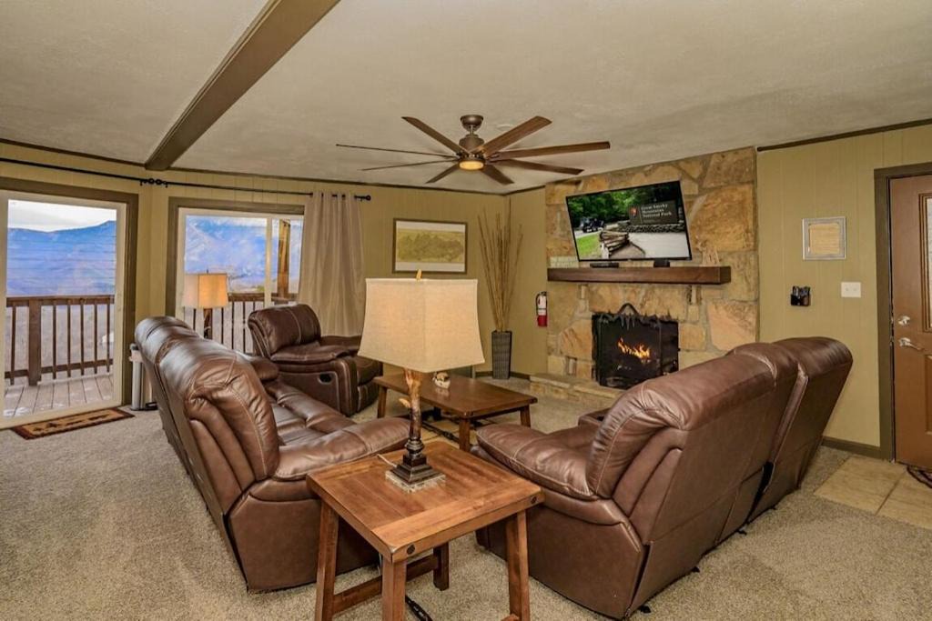 Photo of Livingroom in Chalet Village
