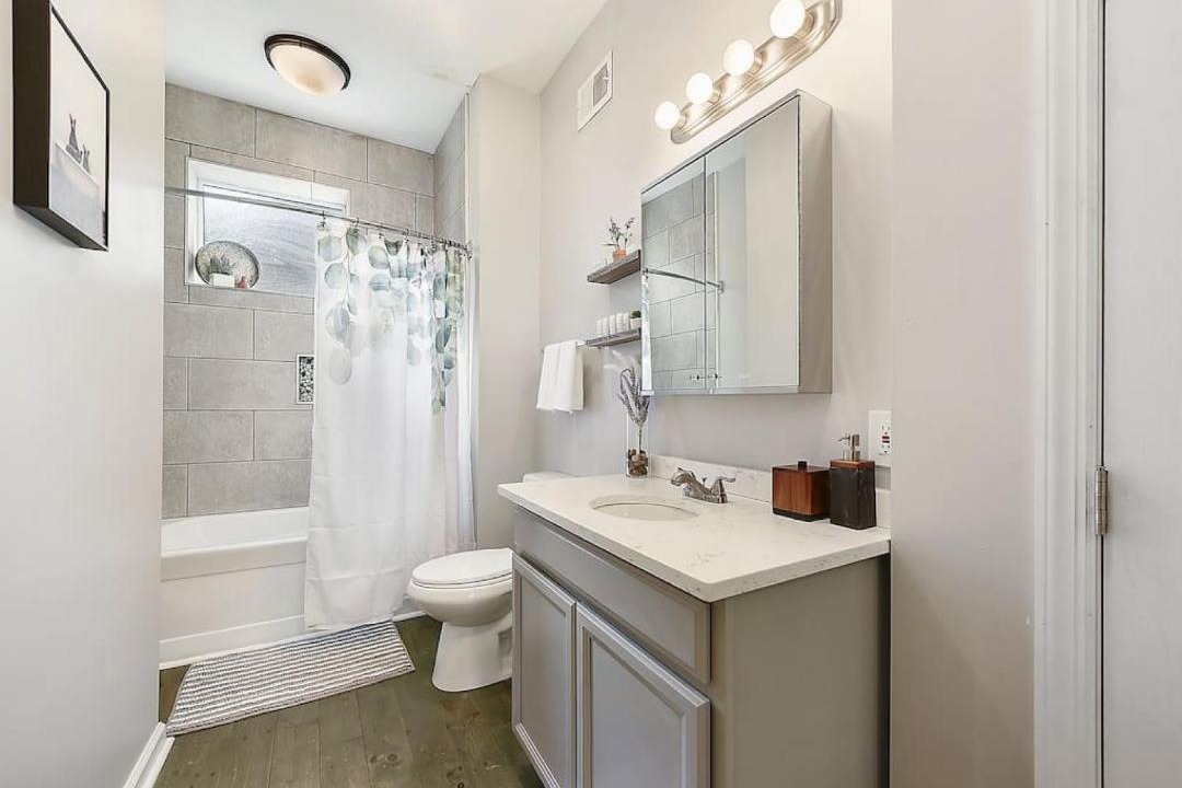 Photo of Bathroom in East Allegheny