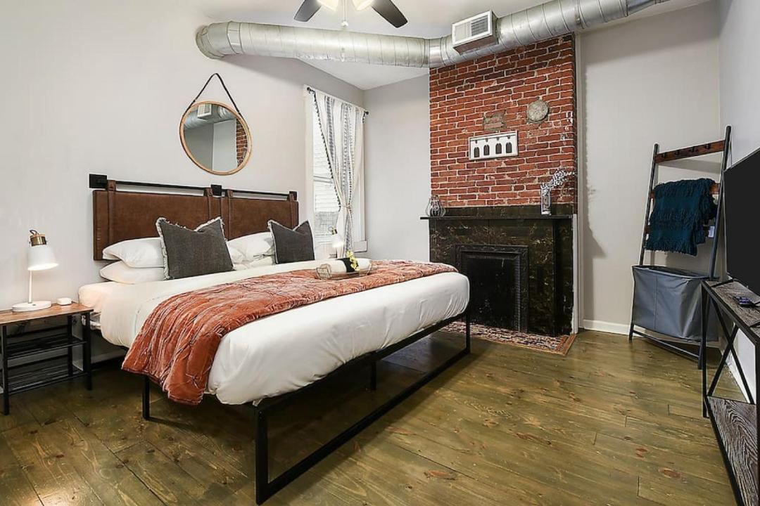 Photo of Bedroom in East Allegheny