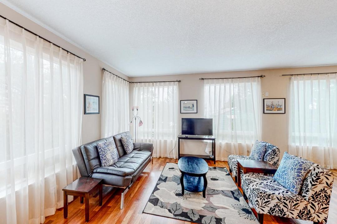 Photo of Livingroom in Agate Beach