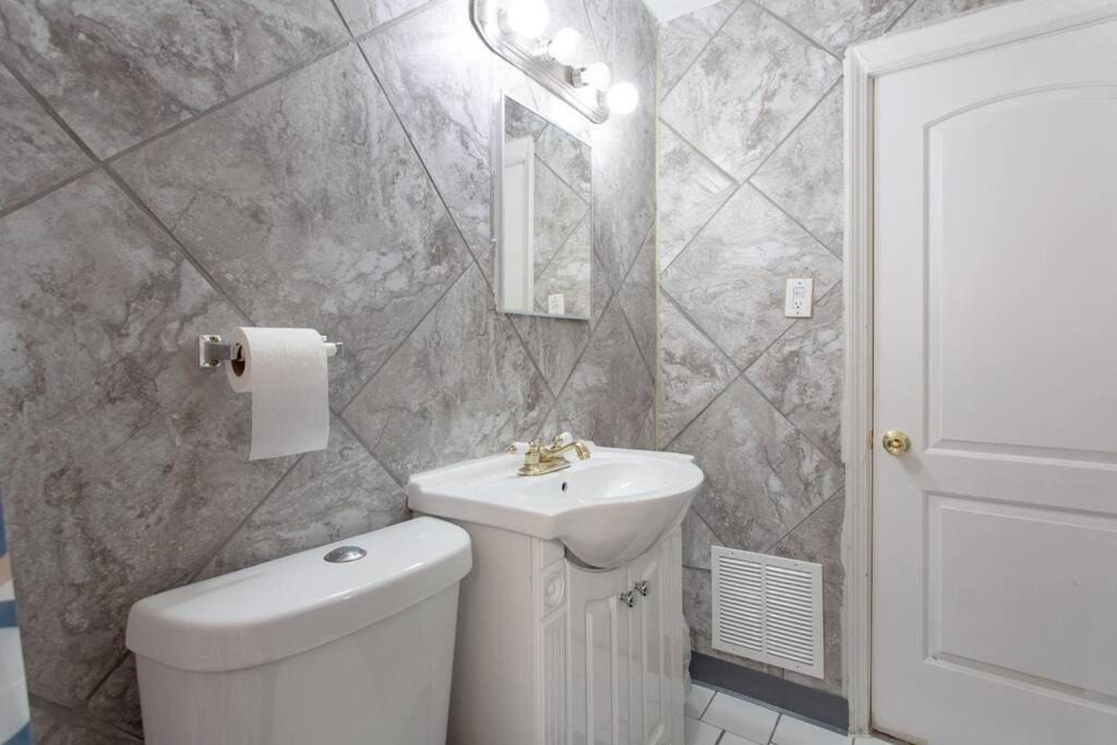 Photo of Bathroom in Dearborn Heights