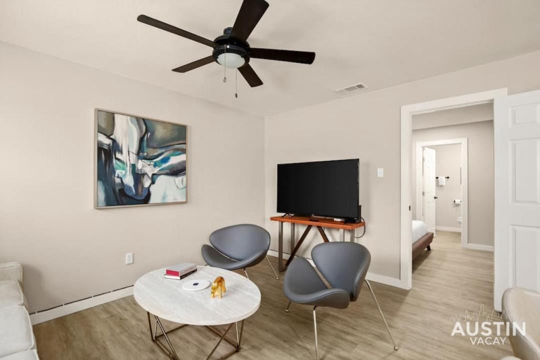 Photo of Livingroom in Brentwood