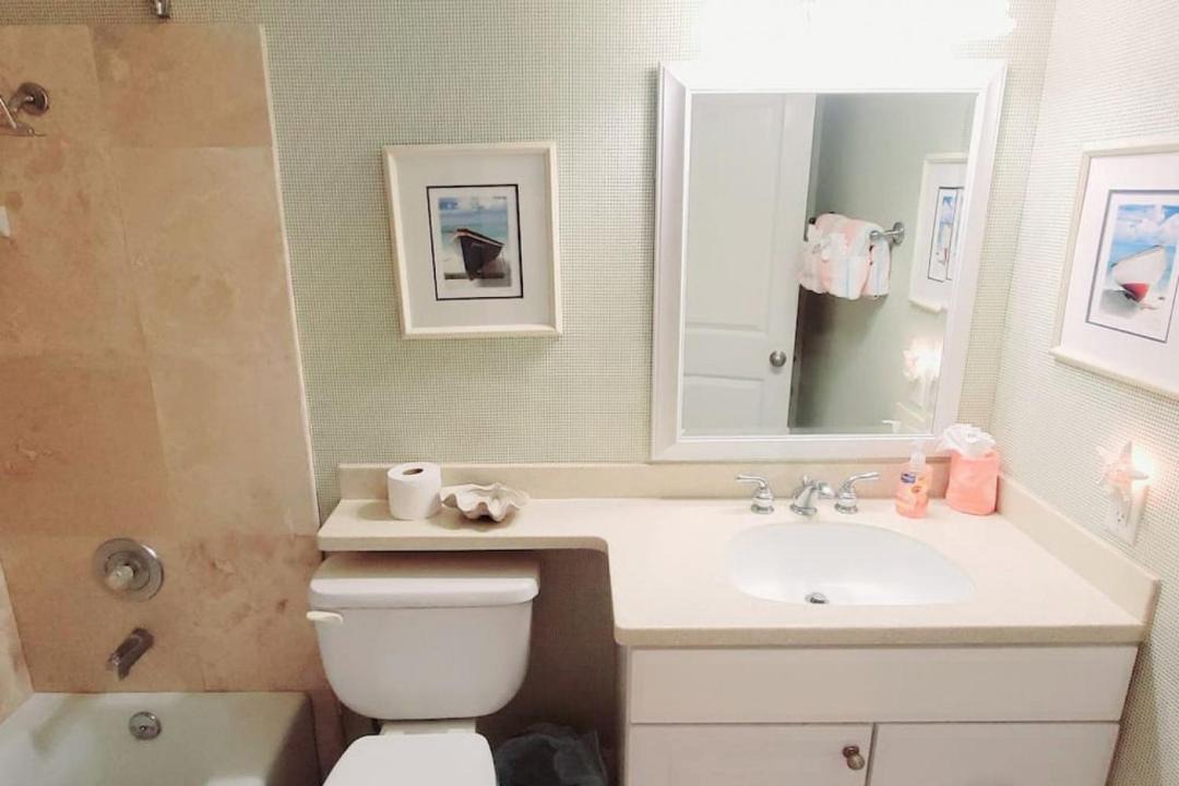 Photo of Bathroom in Demere Park