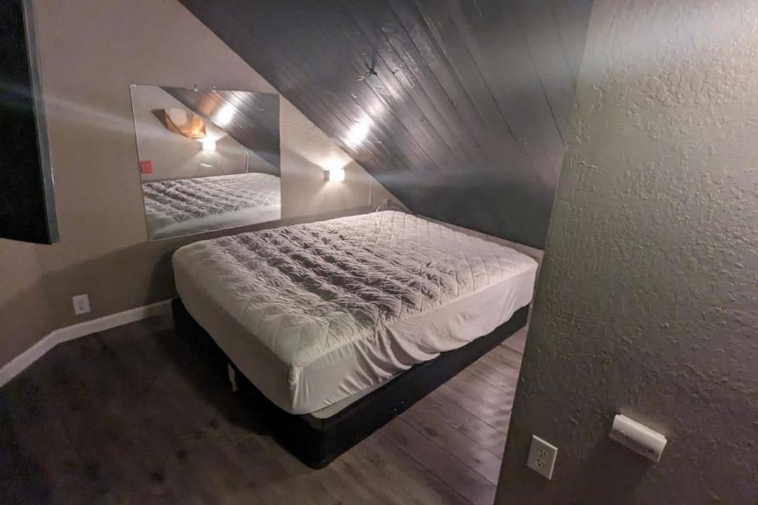 Photo of Bedroom in Tahoe Keys
