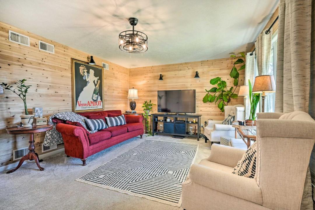 Photo of Livingroom in Berkeley Springs