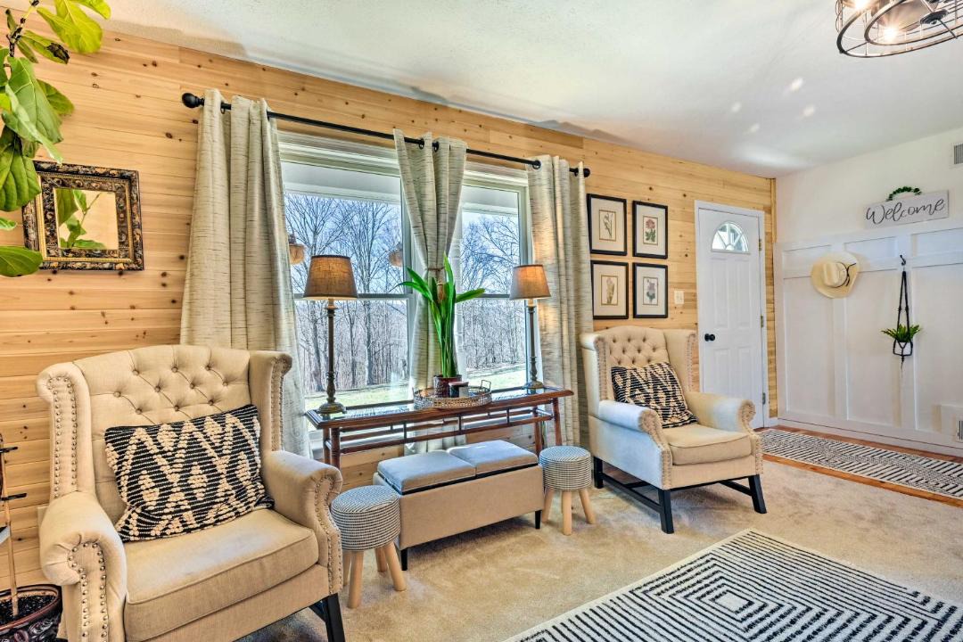 Photo of Livingroom in Berkeley Springs