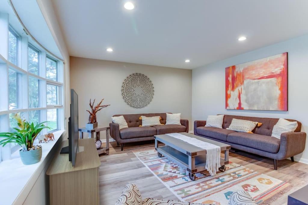 Photo of Livingroom in Dunn Loring
