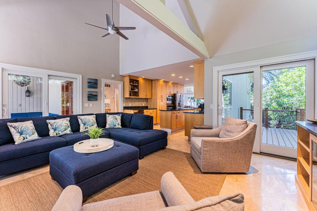 Photo of Livingroom in Oceanside